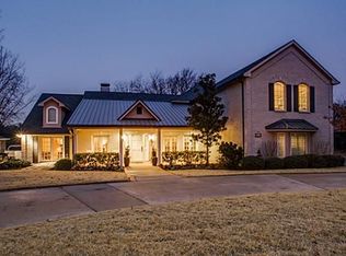 545 Leavalley Ln, Coppell, TX 75019