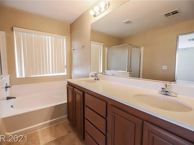 6689 Pheasant Moon St — Photo 13