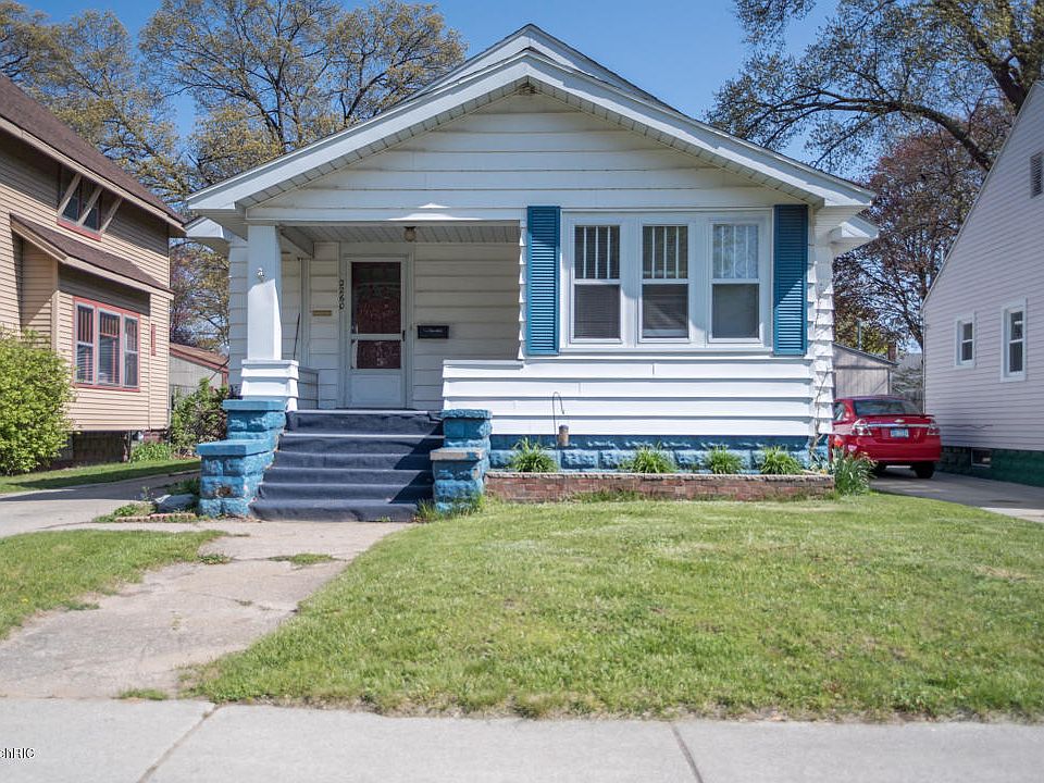 1st image of 2260 Morton Ave