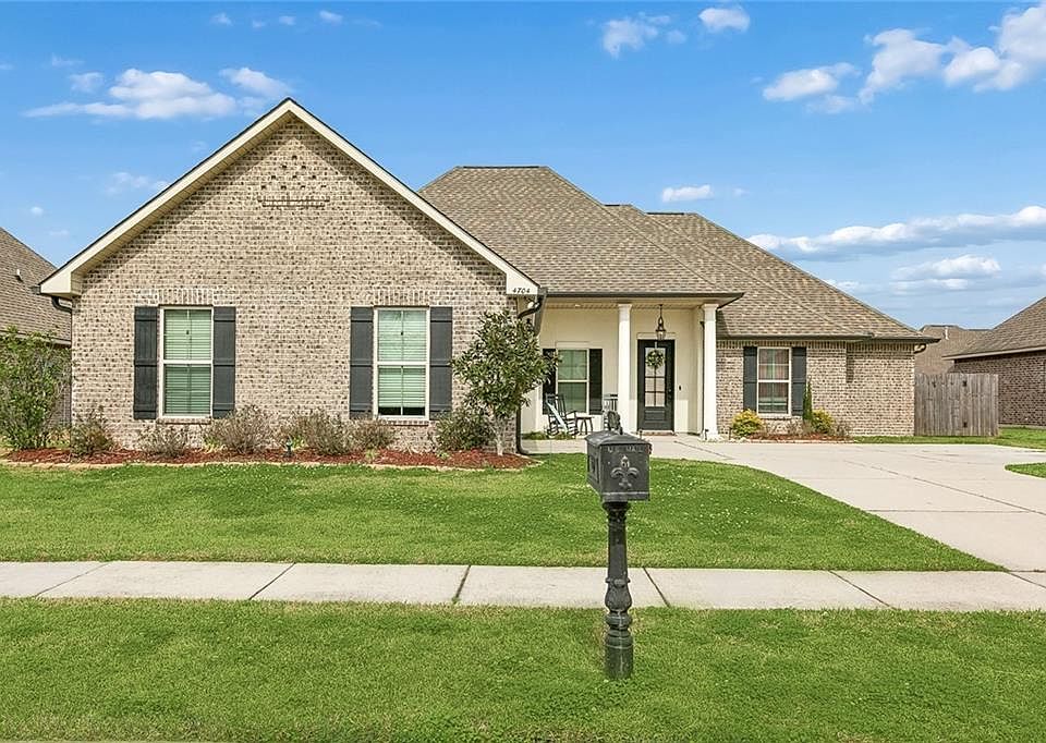 1st image of 4704 Trial Dr