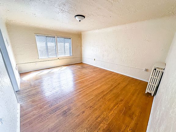 3rd image of 4515 Burke Ave N #9