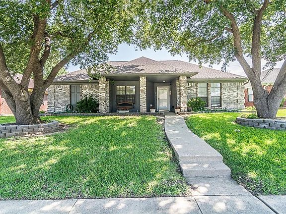 3rd image of 3114 Andrea Ln