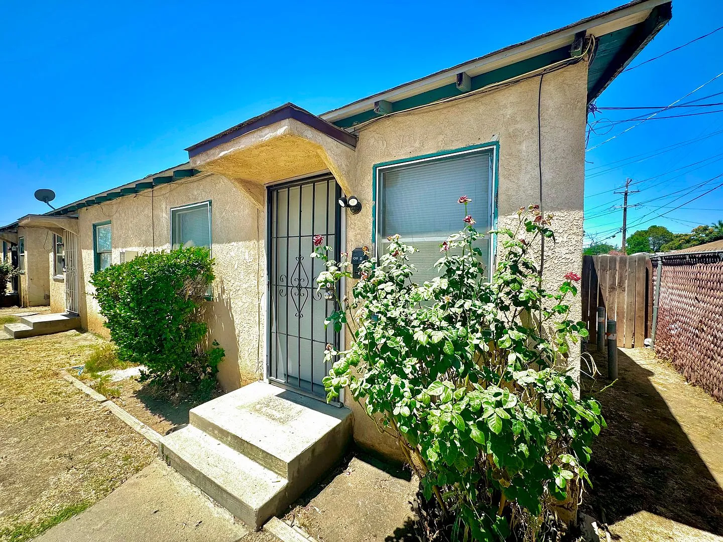 1018 Wilson Avenue — Photo 1