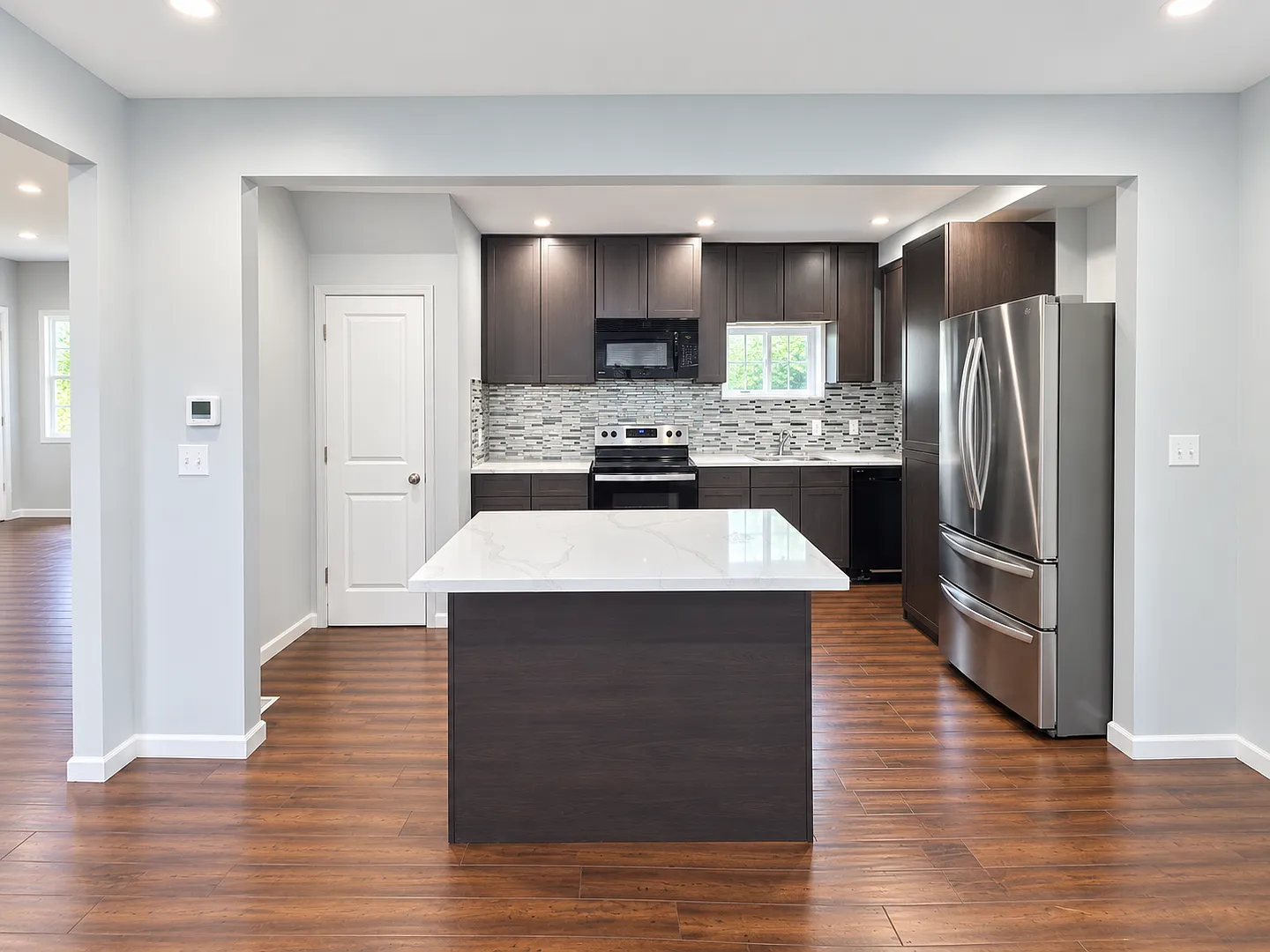 Move-In Ready 3-Bedroom Home with Modern Upgrades — Photo 3