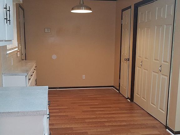 2nd image of 2694 Whispering Pine Dr