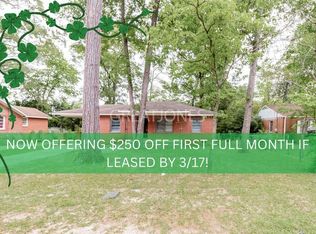 136 Evergreen St, Warner Robins, GA 31093