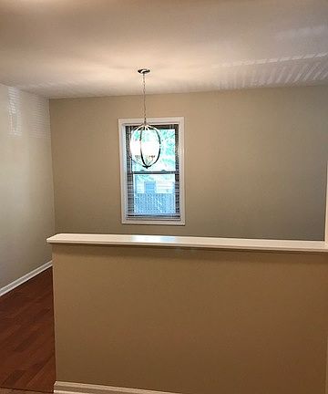 5th image of 285 Navajo Dr