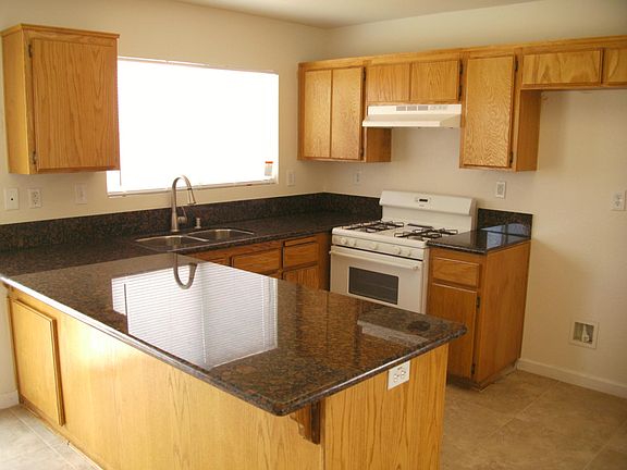 4th image of 15337 Guava Way