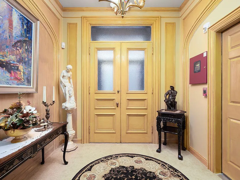 Entry Foyer