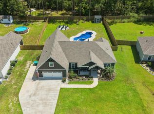 66 Avondale Dr, Crawfordville, FL 32327
