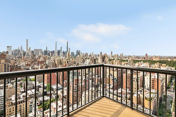 Sold by Compass | media 10