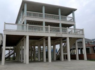 845 S Jacks Rd, Crystal Beach, TX 77650