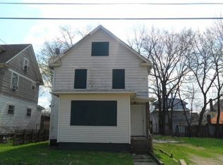 932 Bloomfield Ave, Akron, OH 44302