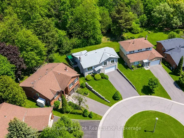 311 Cumberland Ct, Oshawa, ON L1H 8E7