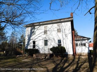 377 E Dexter Trl, Mason, MI 48854