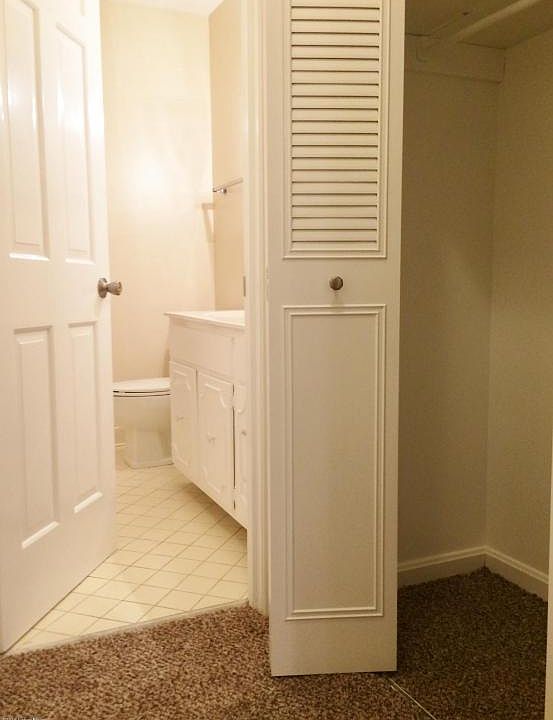VIEW FROM UNIT HALL TO GUEST 
BATHROOM