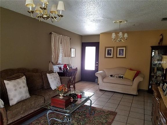 2nd image of 10558 Parkcrest Dr