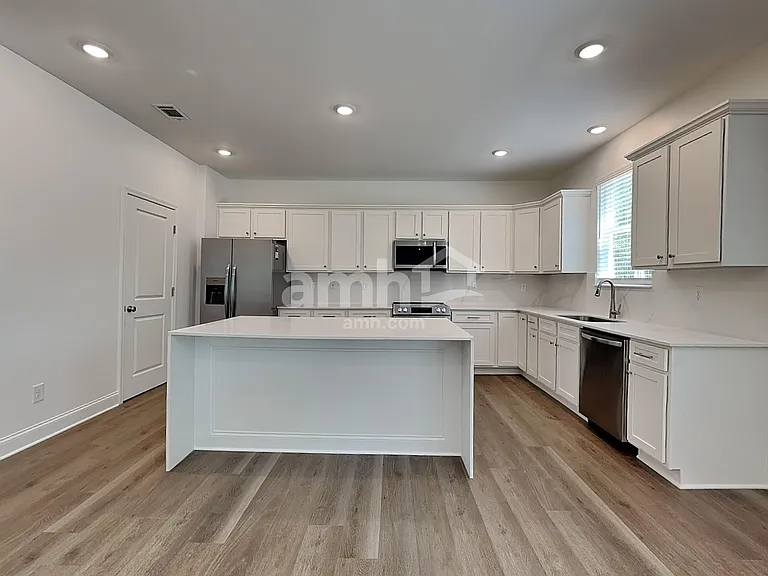 246 Hickory Pointe Loop — Photo 4