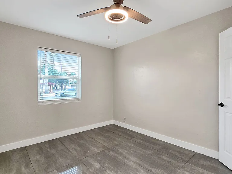 1216 E Desert Park Ln — Photo 11