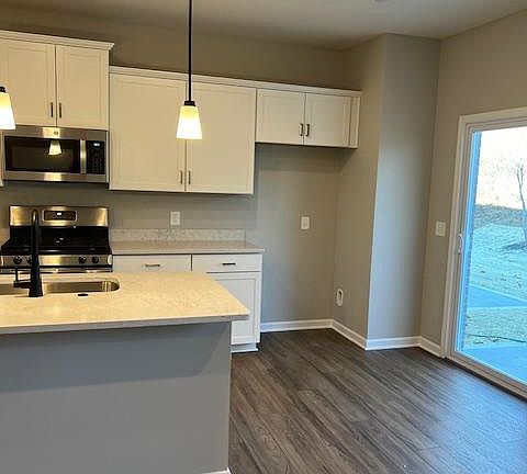 5th image of 4876 Osprey Pointe Dr #68
