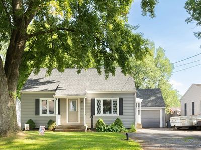 213 Roxann Ave, North Syracuse, NY, 13212