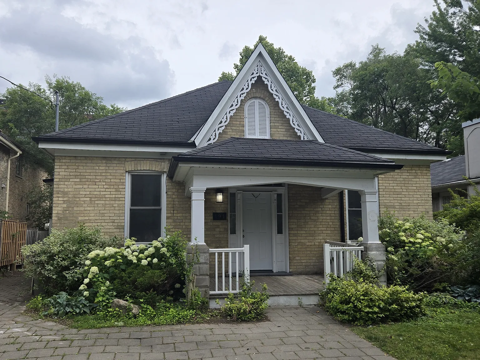5 bed, 1500 sqft, $3,500 — Photo 1