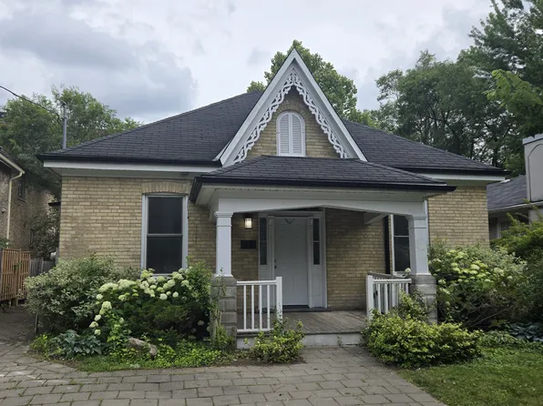 191 Sydenham St, London, ON N6A 1W2