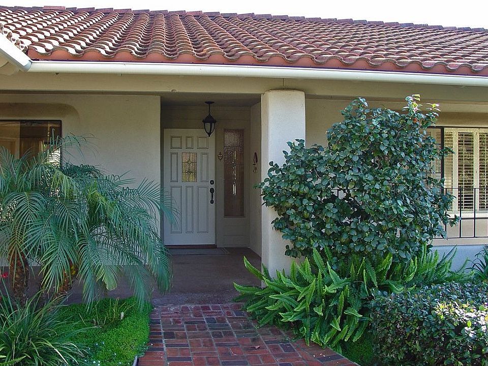 2nd image of 3663 Northcliff Dr