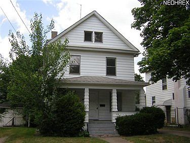 2nd image of 2028 Point View Ave