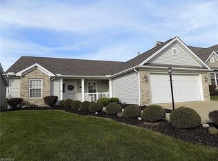 377 Harvest Ln, Seven Hills, OH 44131