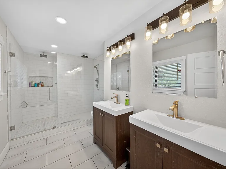 15262 Moonlit Grv — Photo 23