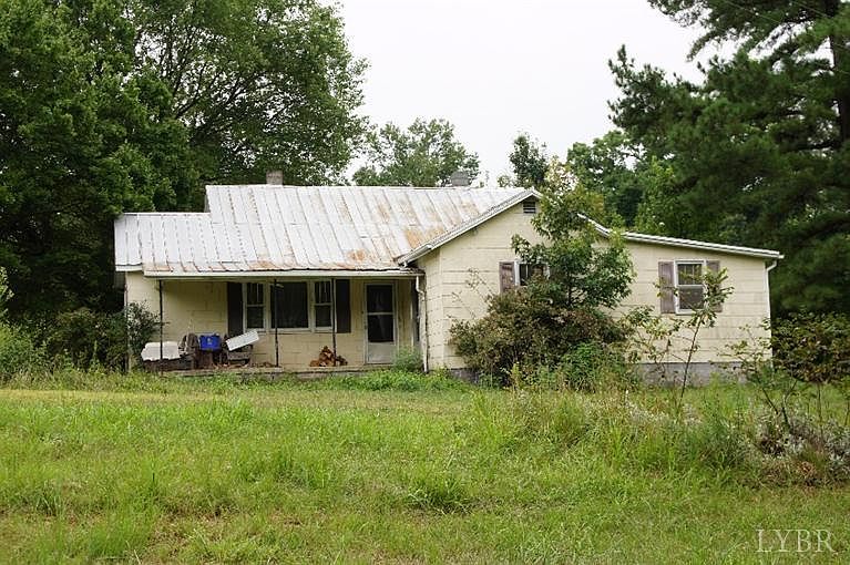 1st image of 126 Swallow Ln
