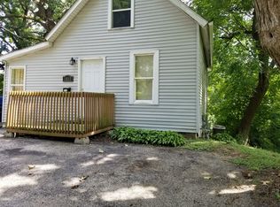 1415 E 15th St, Davenport, IA 52803
