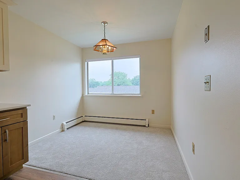 2740 South Rd #G14 — Photo 5