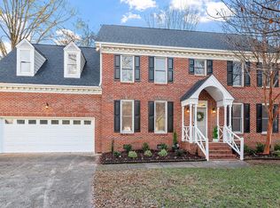 112 Windswept Ln, Cary, NC 27518