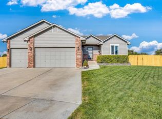 11326 W Wilkinson Ct, Maize, KS 67101
