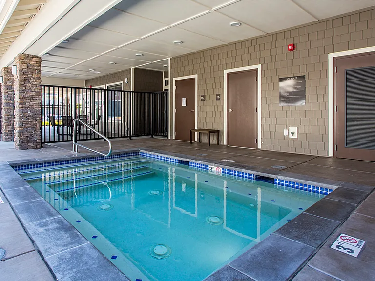Axis Apartments — Photo 21