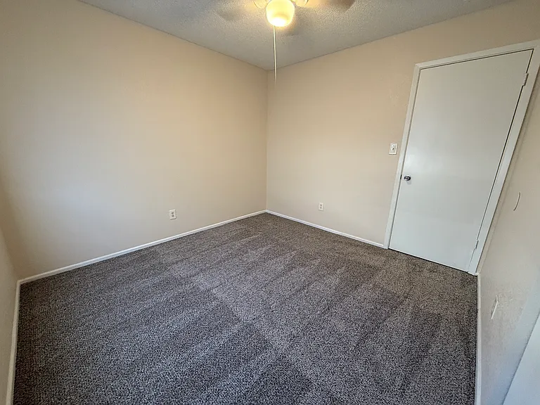 6141 E 40th Pl — Photo 10