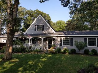 52 Bradley Dr, Shoreham, NY 11786