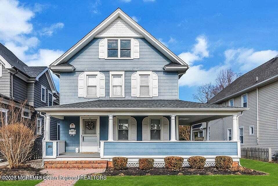 1st image of 422 Worthington Ave #2026