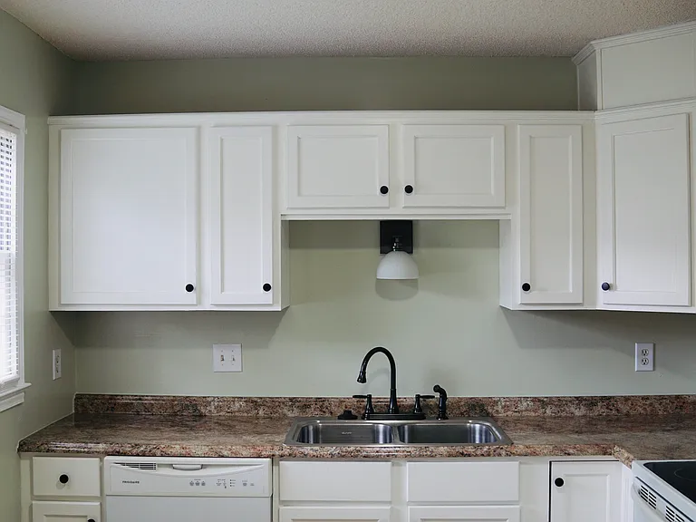 4912 Seabrook Ct — Photo 13