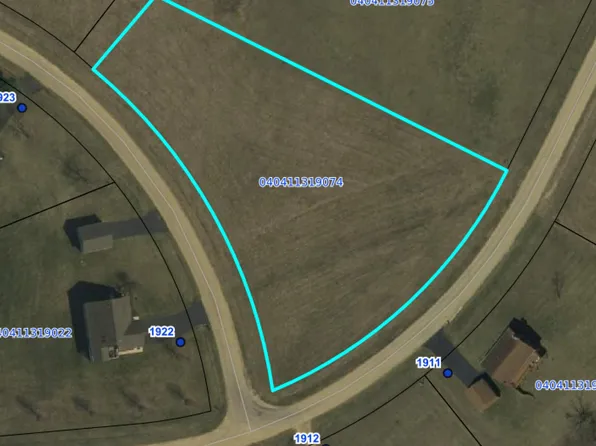 19-74 Hidden Valley Dr, Lanark, IL 61046