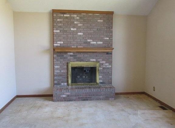2nd image of 882 Leatherwood Dr