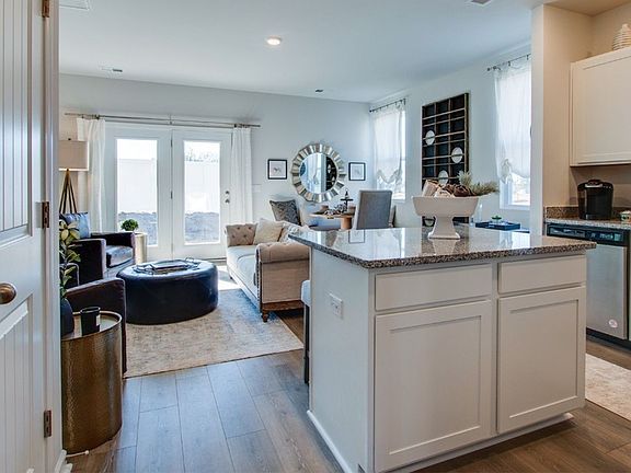 4th image of 540 Ellen Rd