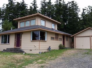 2904 Taylor Rd, Oak Harbor, WA 98277