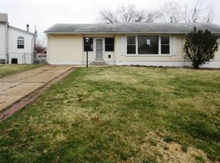 6044 Pointview Ln, Saint Louis, MO