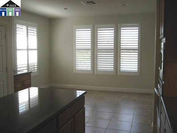4th image of 2390 Lincoln Landing Ln
