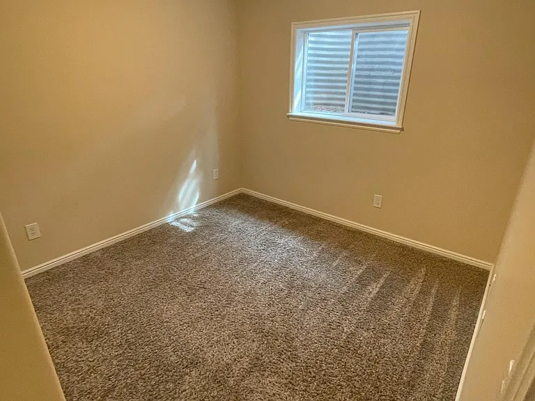 3298 E Bengal Blvd #2 — Photo 13