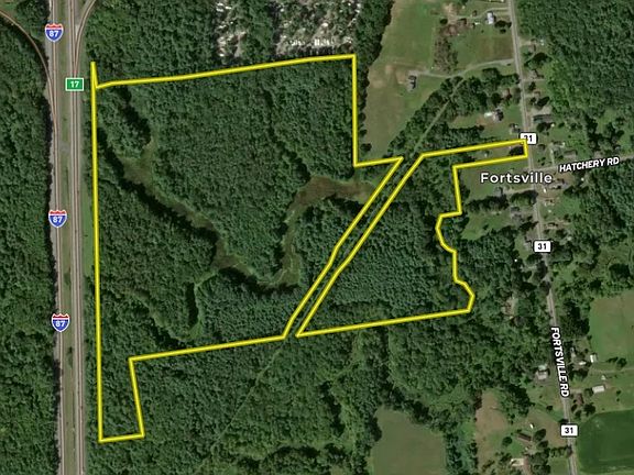 4th image of 399 Fortsville Rd