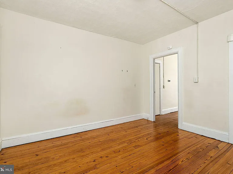 69 Pine St #1 — Photo 8